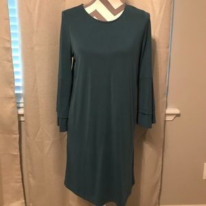 💙Blue long sleeve dress with flared sleeves 💙